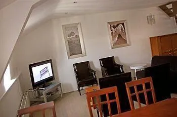 Bigarre City Apartments *